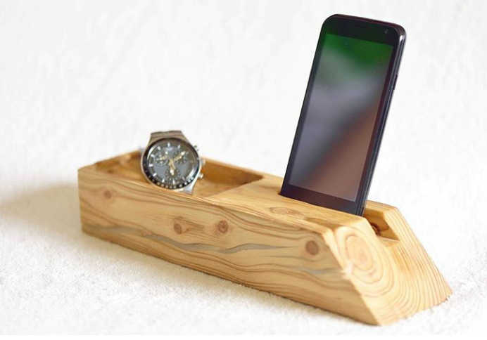wooden mobile holder