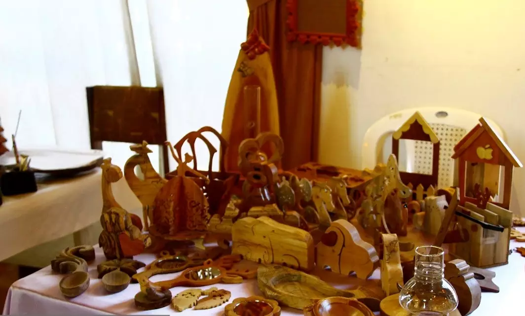 where to sell wood crafts