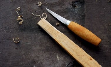 Knives for wood carving